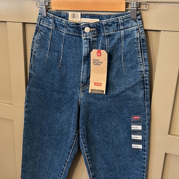 Levi's Hollywood High Rise High-Waisted Taper Jeans Size 25 New NWT - Picture 6 of 13
